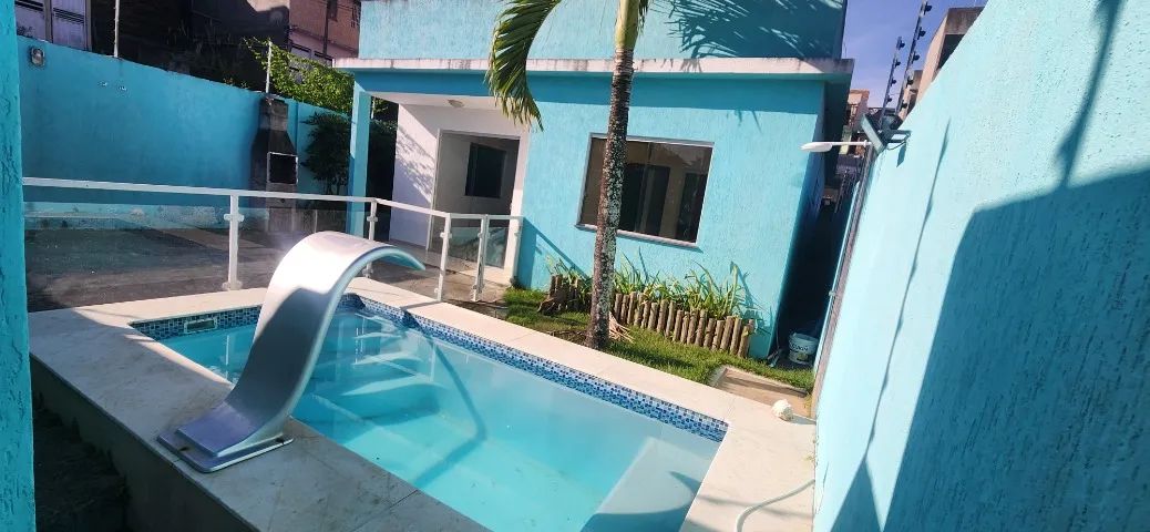 CASA TÉRREA COM PISCINA