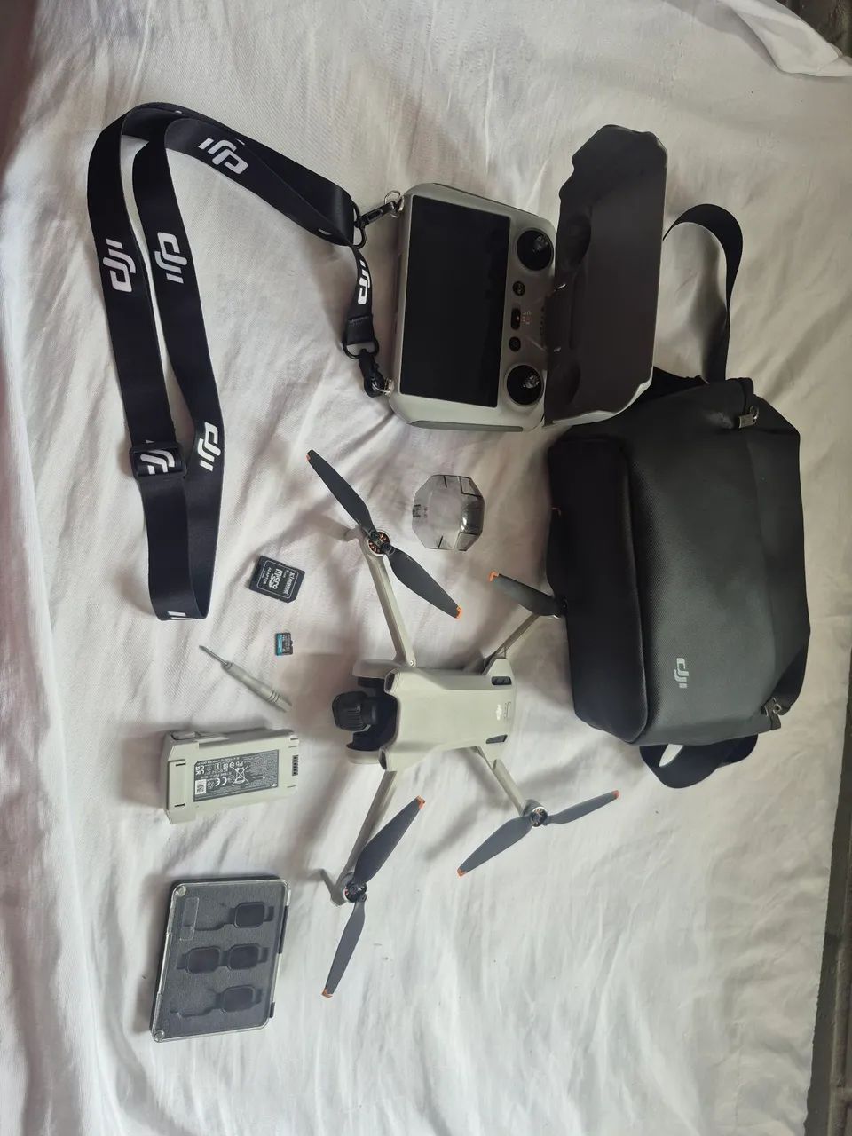 Drone dji mini 3 com tela - Foto 2