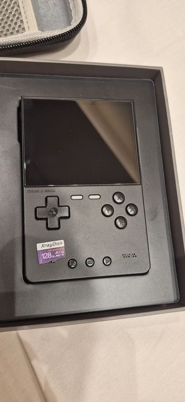 Trimui Brick Preto com micro sd 128gb - Foto 2