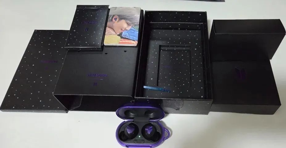 Fone de ouvido Galaxy Buds+ BTS Edition