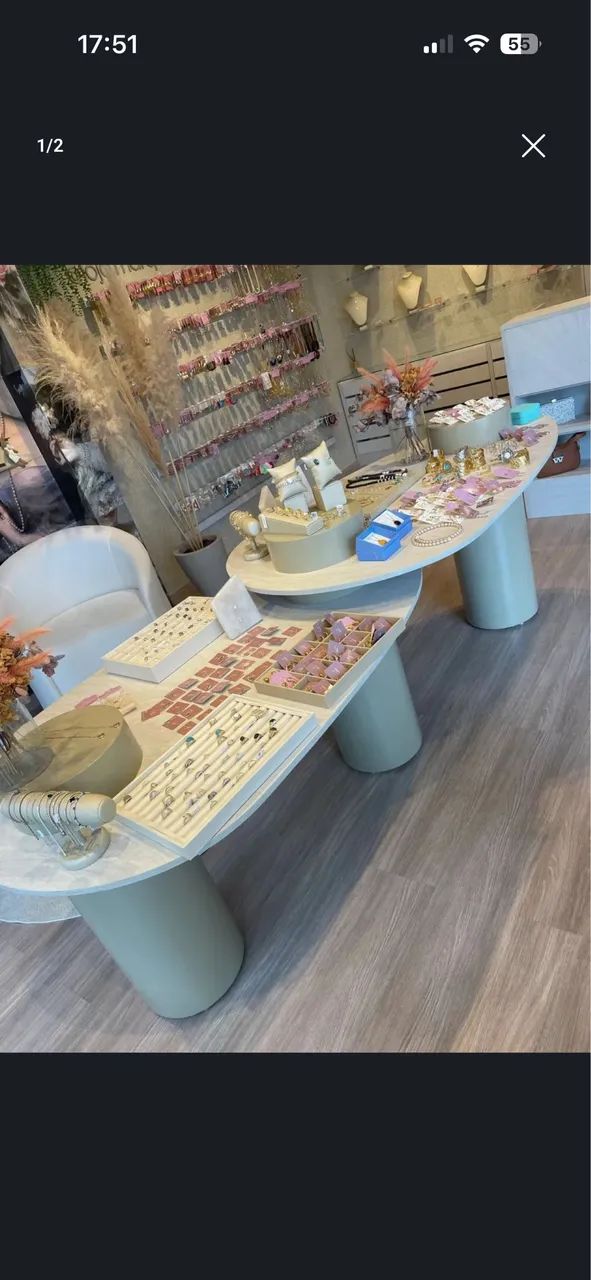 Mesa orgânica em mdf 