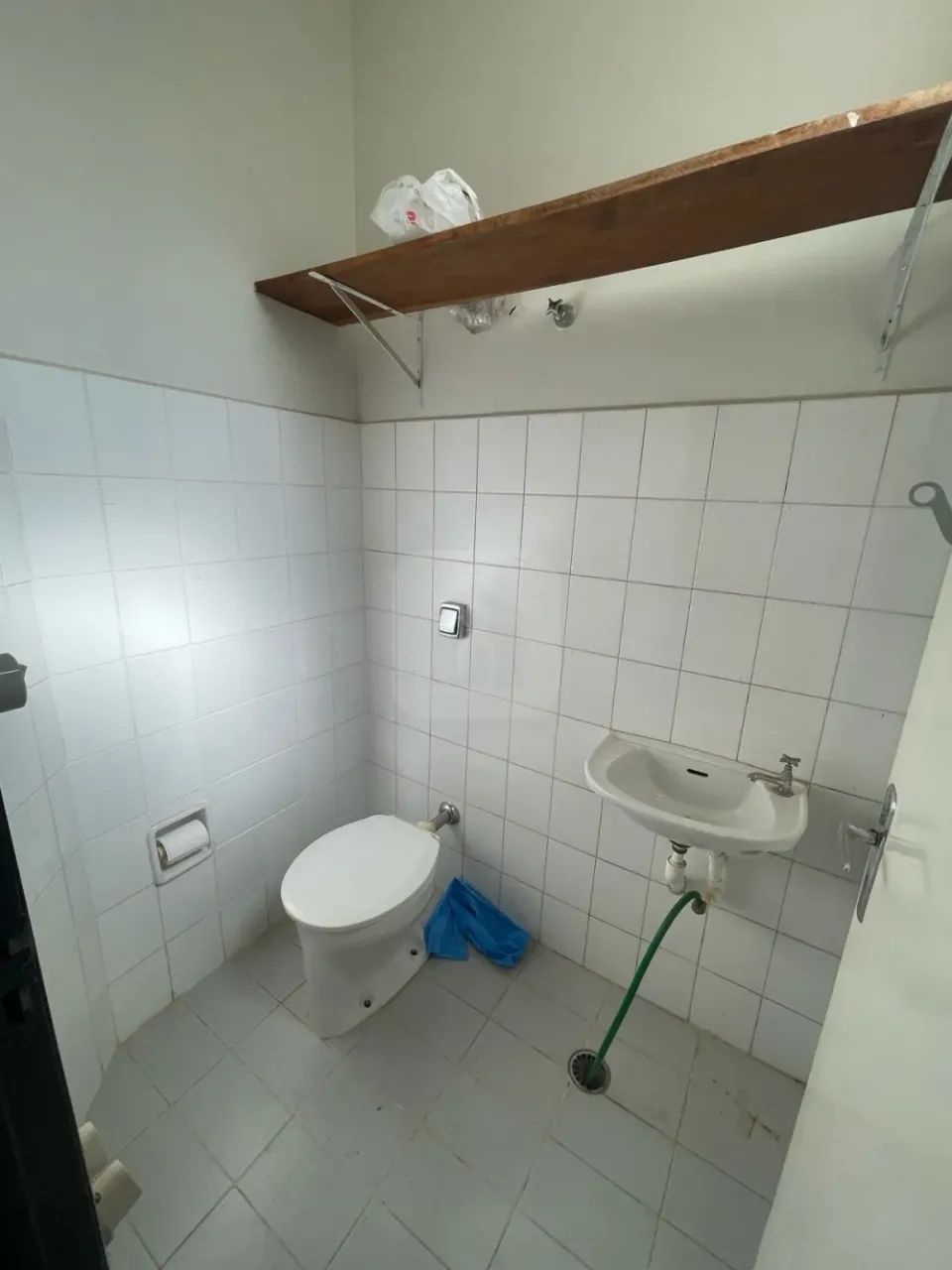 SALA PARA LOCAÇÃO BAIRRO CENTRO PROXIMO AO HOSPITAL - Foto 3