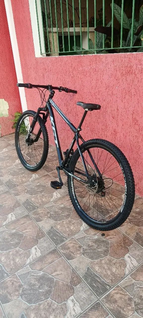 Vendo bicicleta KGT aro 29 zerada  - Foto 3