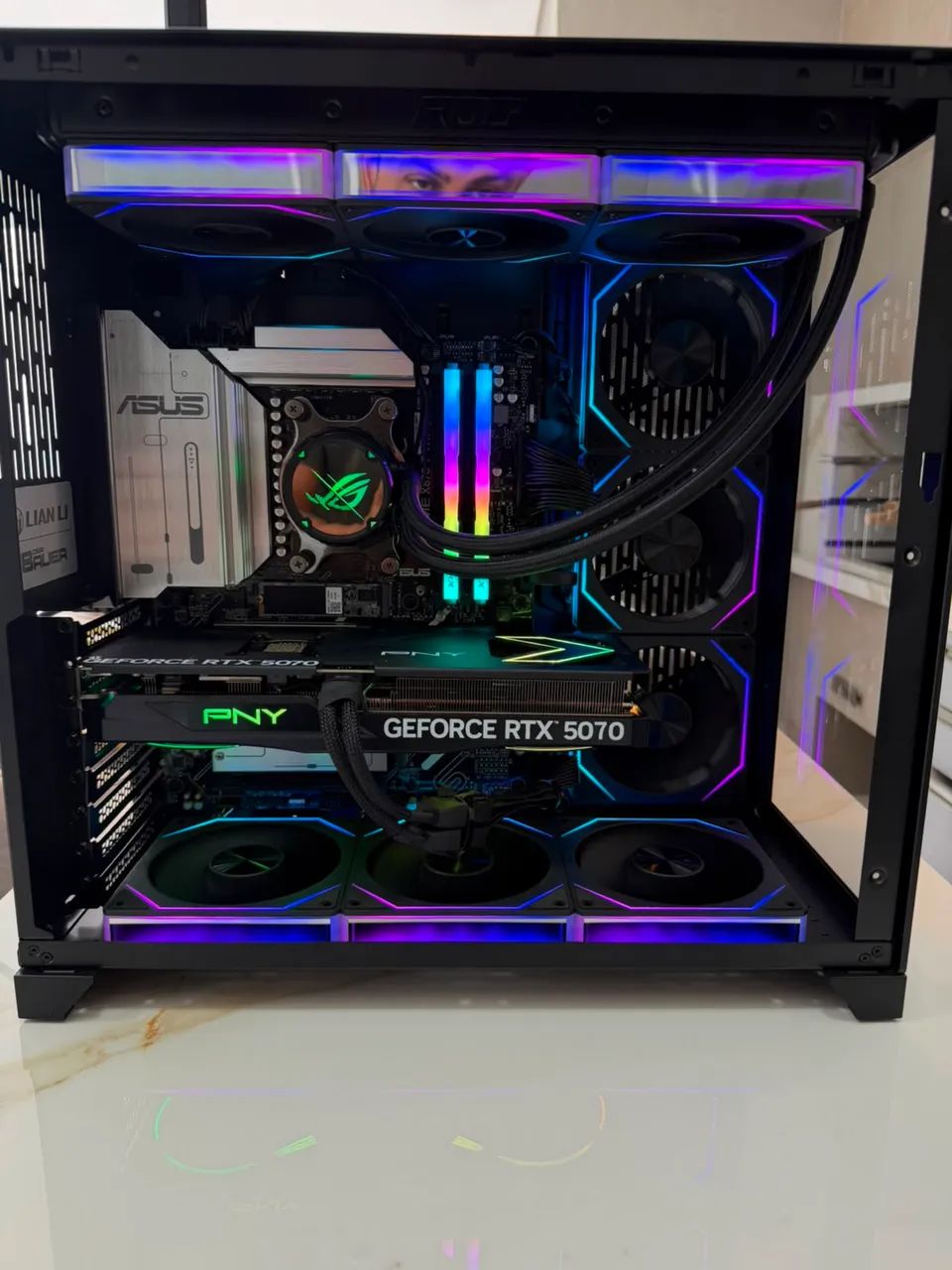 PC GAMER HIGH-END: Ryzen 7 7800X3D + RTX 5070 + Liquid ROG 360mm (Lian Li O11) + SSD 2TB - Foto 4
