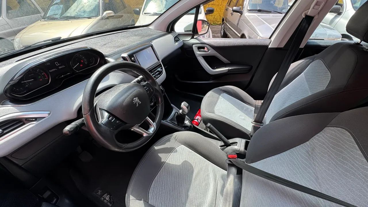 Peugeot 208 Active/active Pack 1.5 Flex 8V 5P 2014 - Foto 3