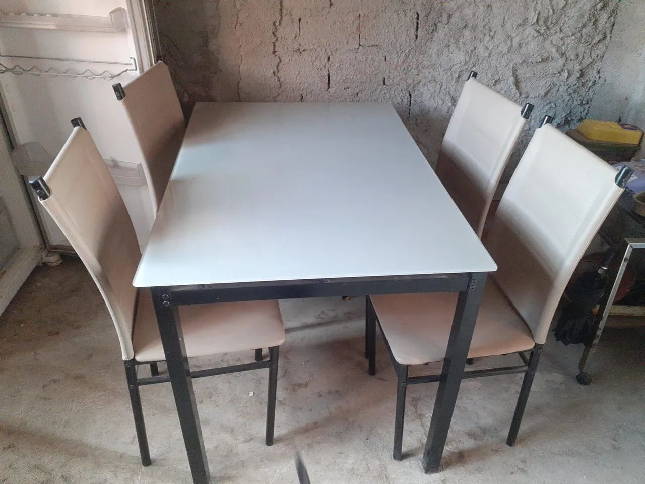 MESA 4 CADEIRAS  E COOKTOP