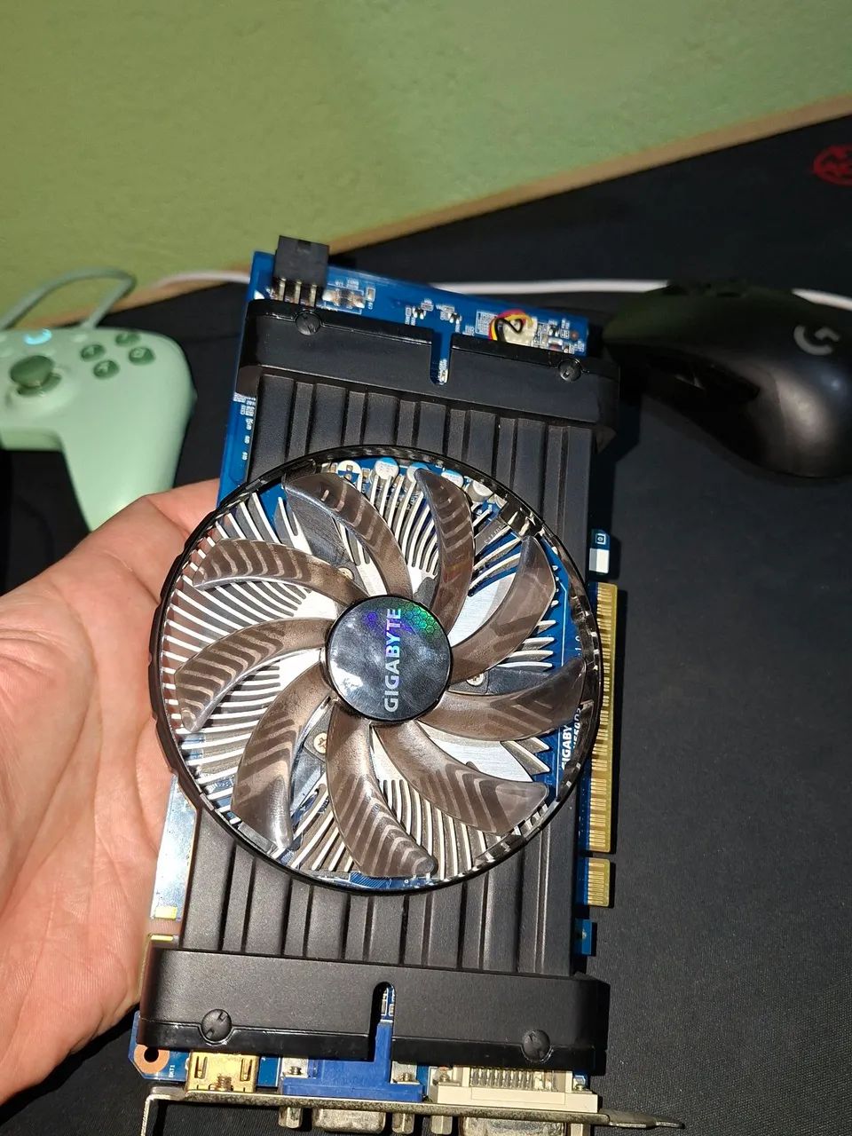GTX 550ti OC (1gb ddr5) - Foto 2