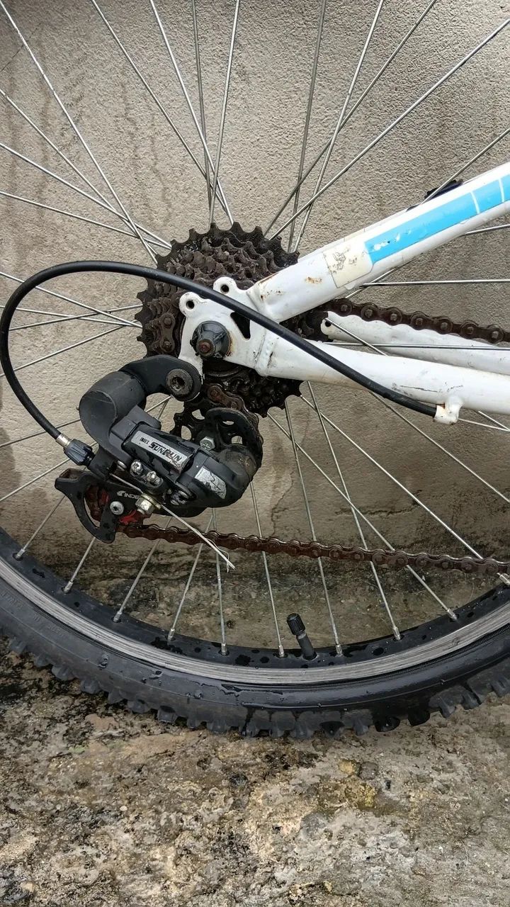 Bicicleta aro 24 - Foto 2