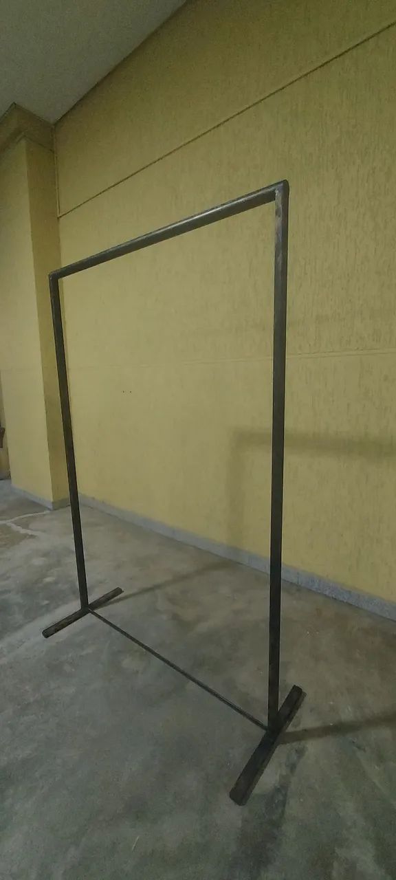 Cabideiro de ferro para comércio ou residência  - Foto 2