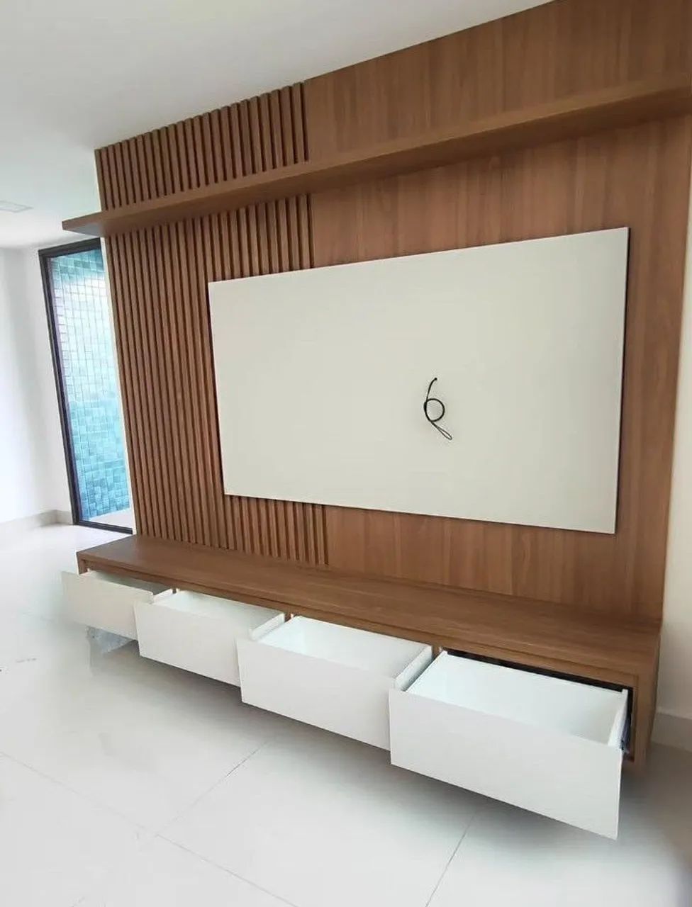 Rack Com Painel De Tv Ripado 