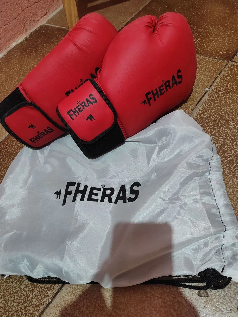Luva de boxe/ muay thai  - Foto 2