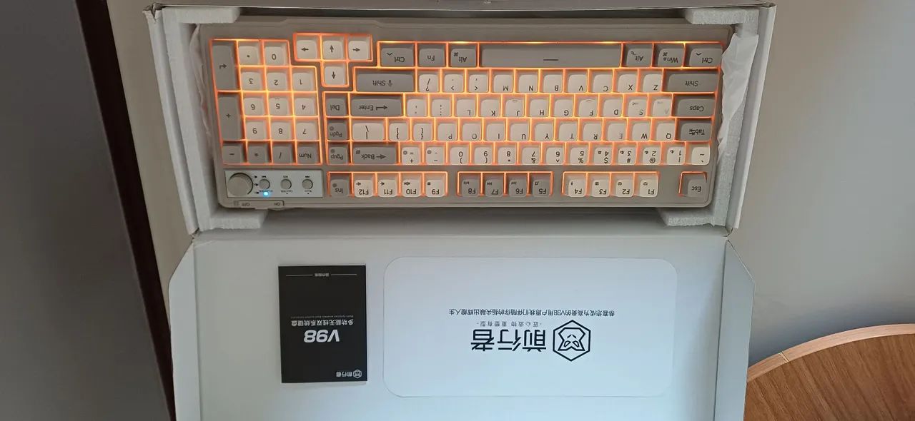 Teclado V98 multidevice - retroiluminado - Foto 3