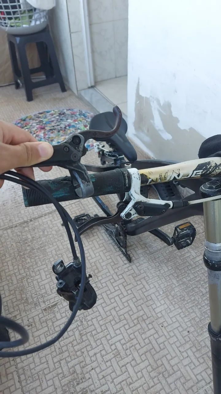 Shimano m446 e mt200 traseiro - Foto 3