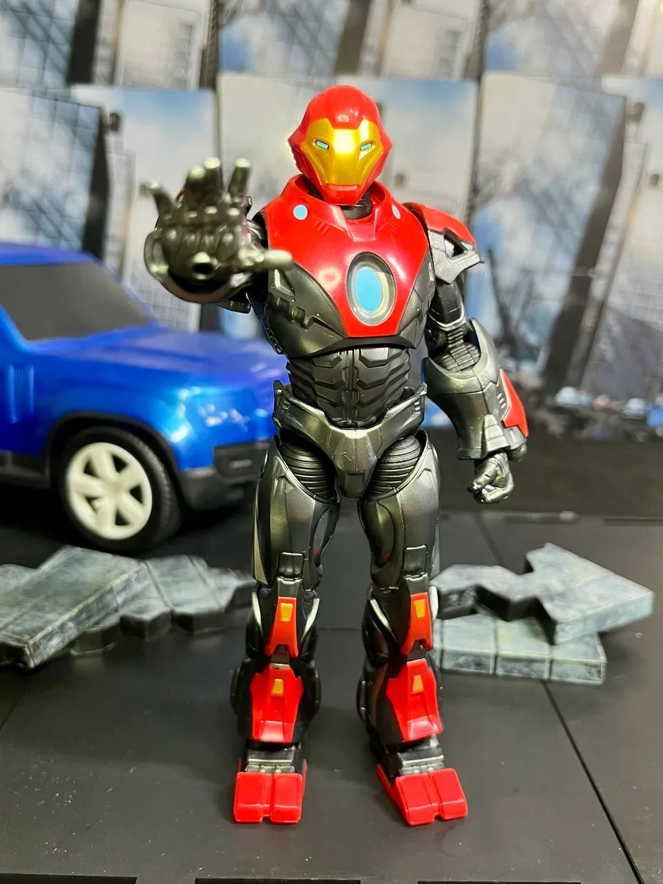 Marvel Legends Ultimate Iron Man - Foto 3