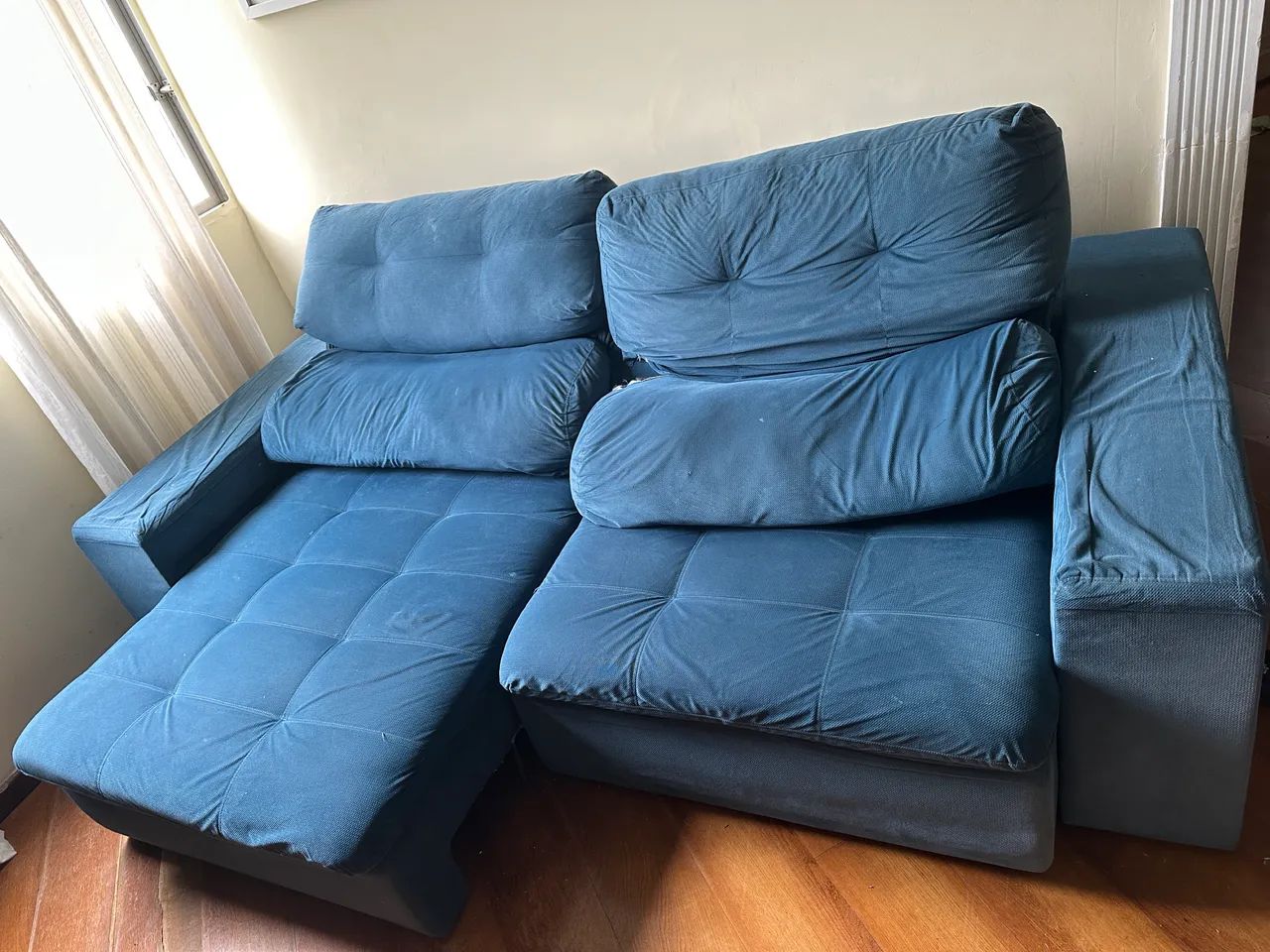 Sofá marca Komfort House