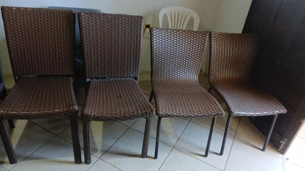 4 cadeiras