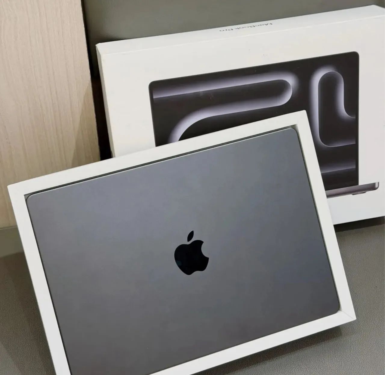 MacBook Pro 14.2 Chip Pro M5 24GB - 1TB SSD - Notebooks - Centro