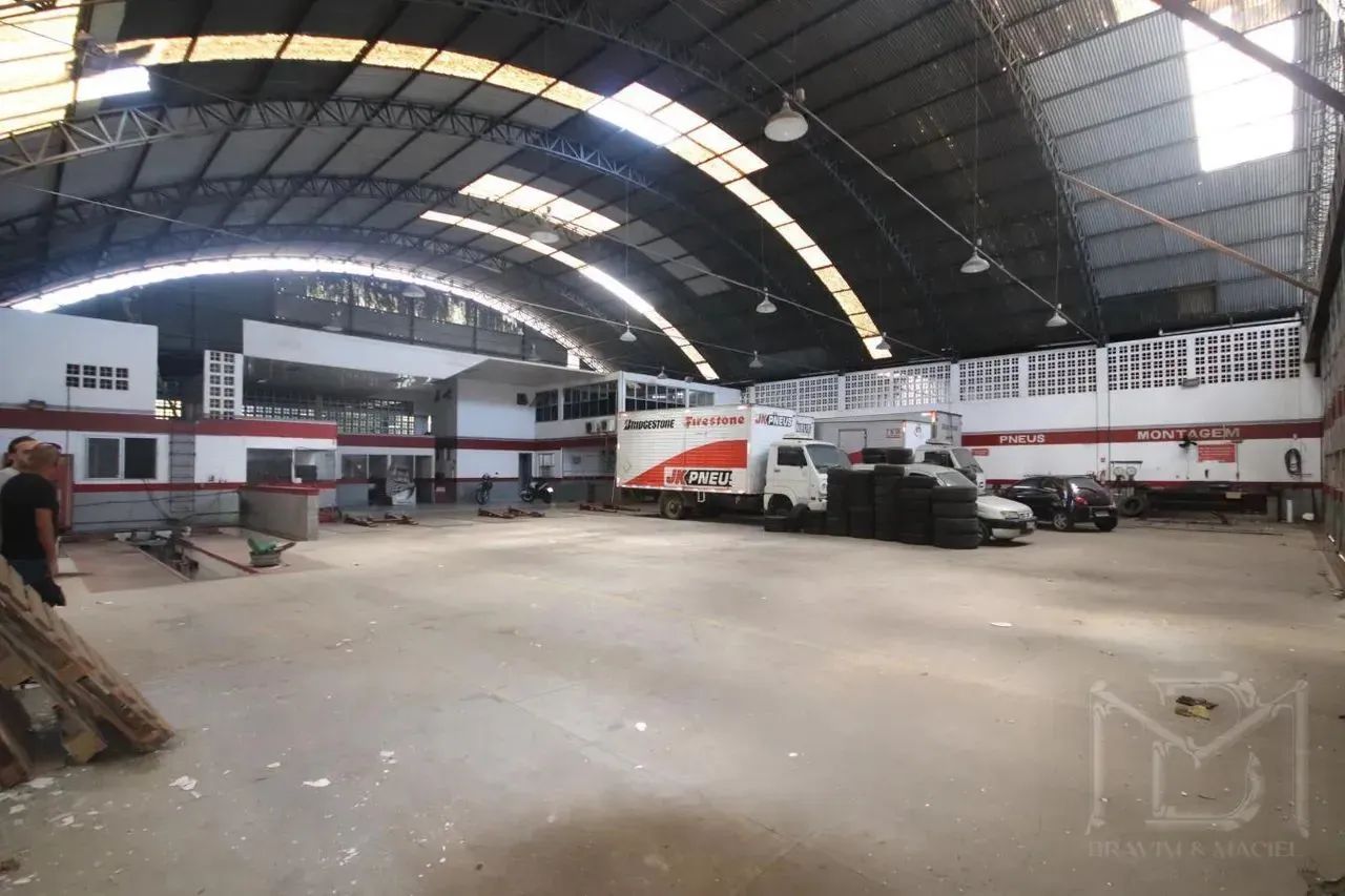Galpão, com 2340 m² em Jardim Limoeiro - Serra - ES
