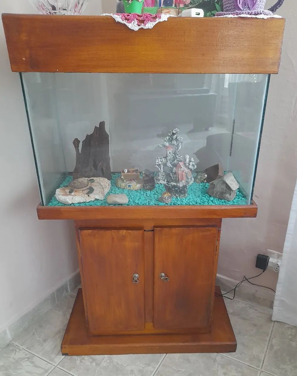 Vendo Aquário c/aparador