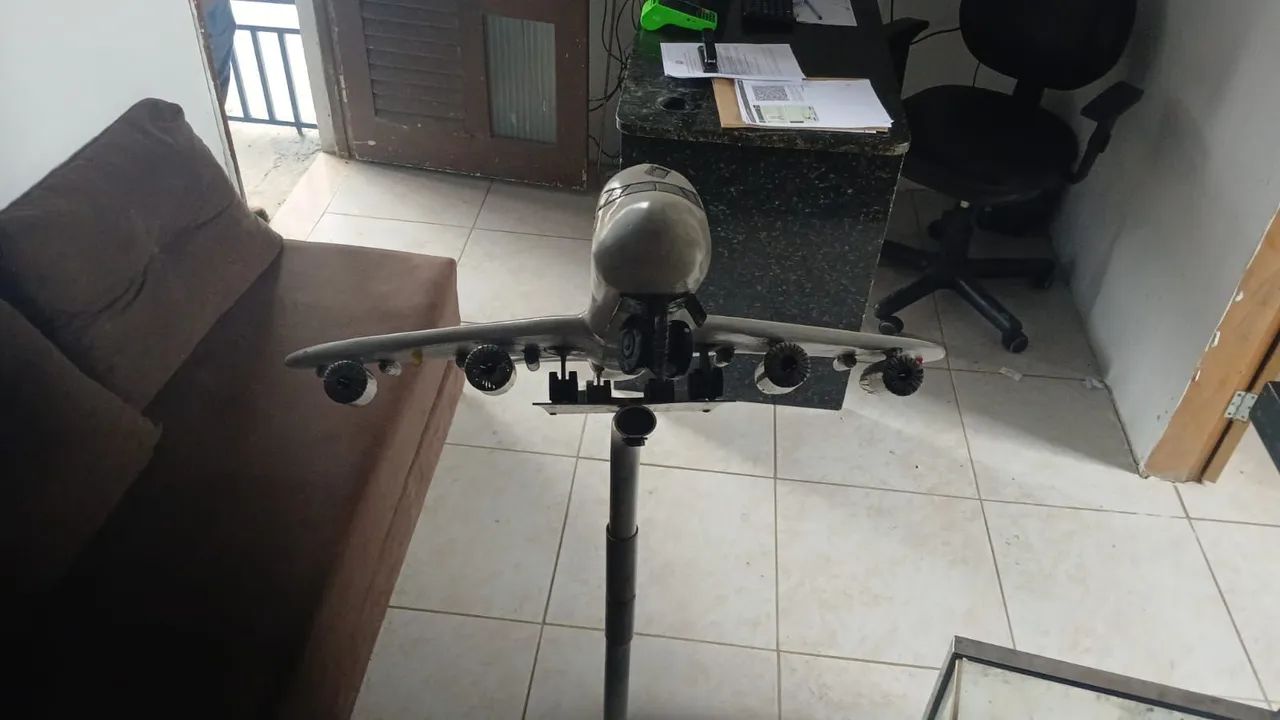 Avião de aço  - Foto 2