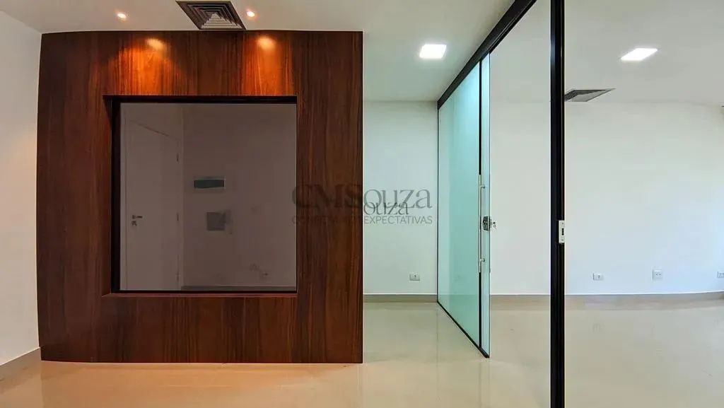 Sala comercial para alugar no Edifício Geneve  46 m², 1 vaga  Gleba Palhano, Londrina