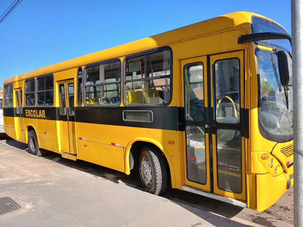 Ônibus vw 17230 motor mwm 6 cilindros  - Foto 6