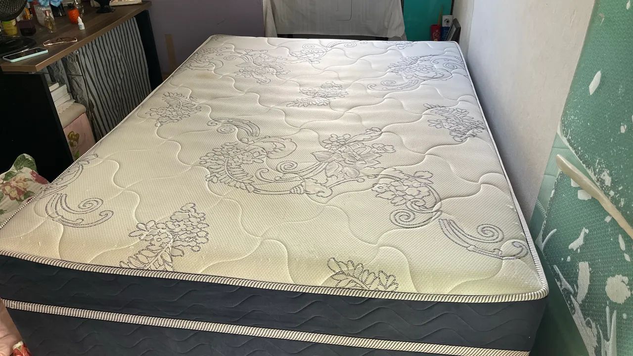 Vendo colchão de molas ensacadas  - Foto 2