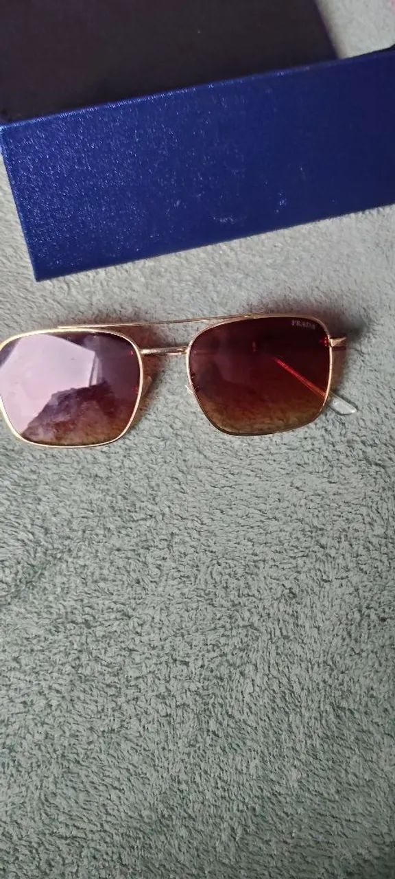 Vendo Óculos da Prada - Foto 4