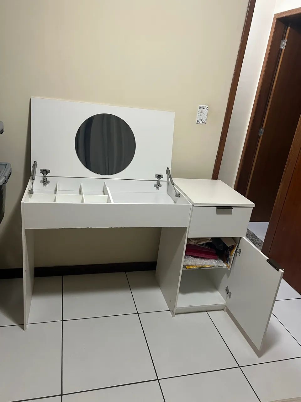 Mesa Penteadeira Branca com Espelho  - Foto 3