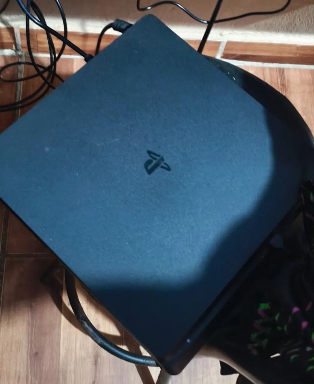 PS4 slim 1 TB