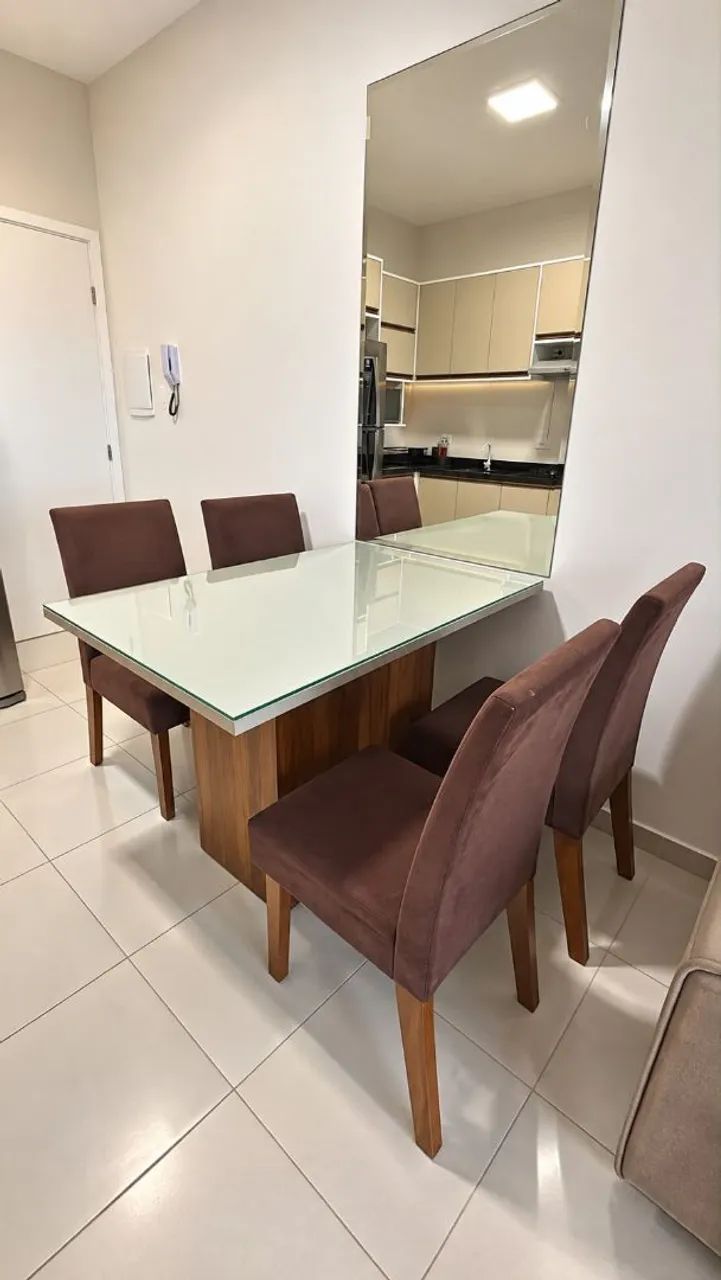 Mesa 1,20 x 0,80 com 4 cadeiras