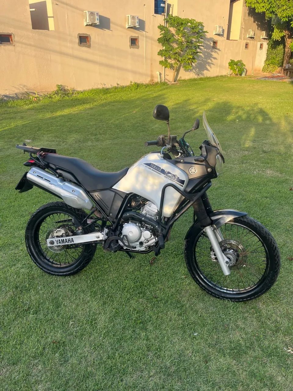 Tenere 250 - Foto 2
