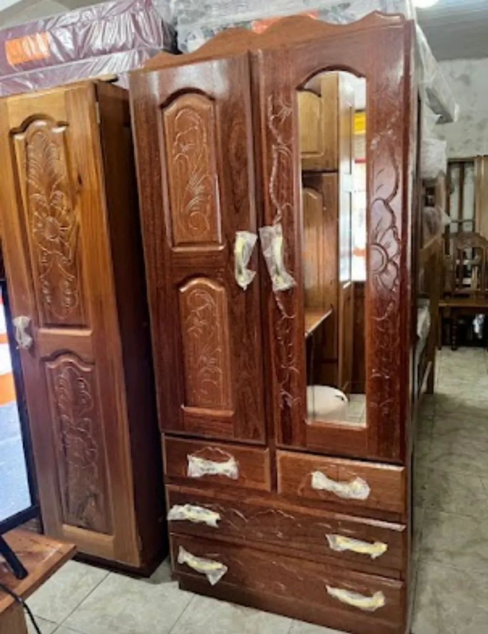 Guarda roupa solteiro 
