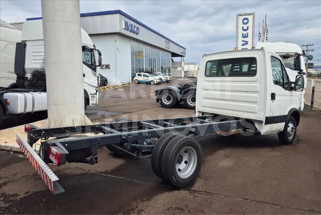 IVECO DAILY 55C17CS 2016/2016 - Foto 3