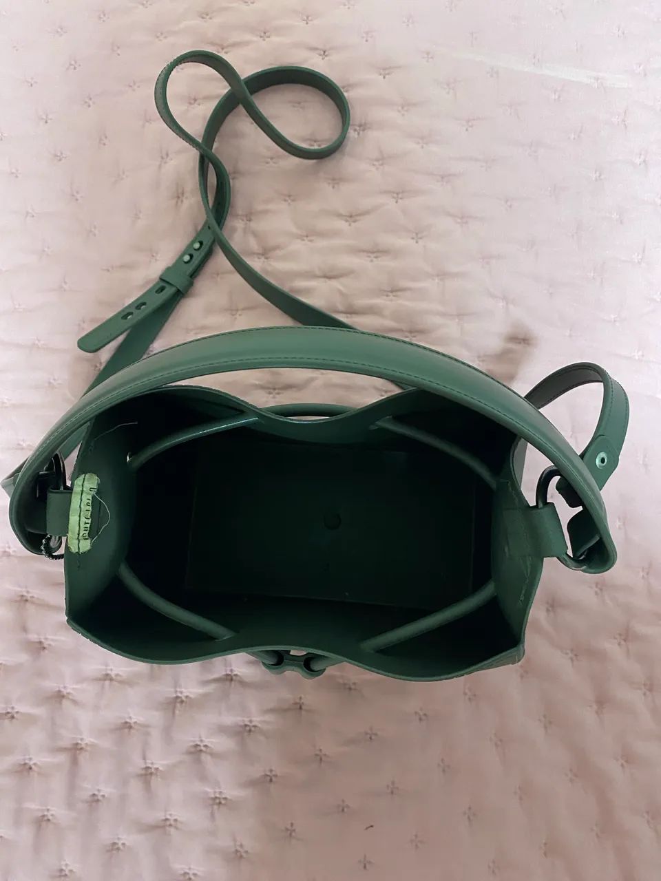 Bolsa Santa Lolla verde estilo bucket - linda e moderna - Bolsas