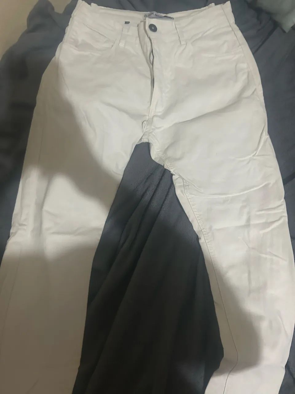 calça jeans clara, Nova. Nunca usada. - Foto 3