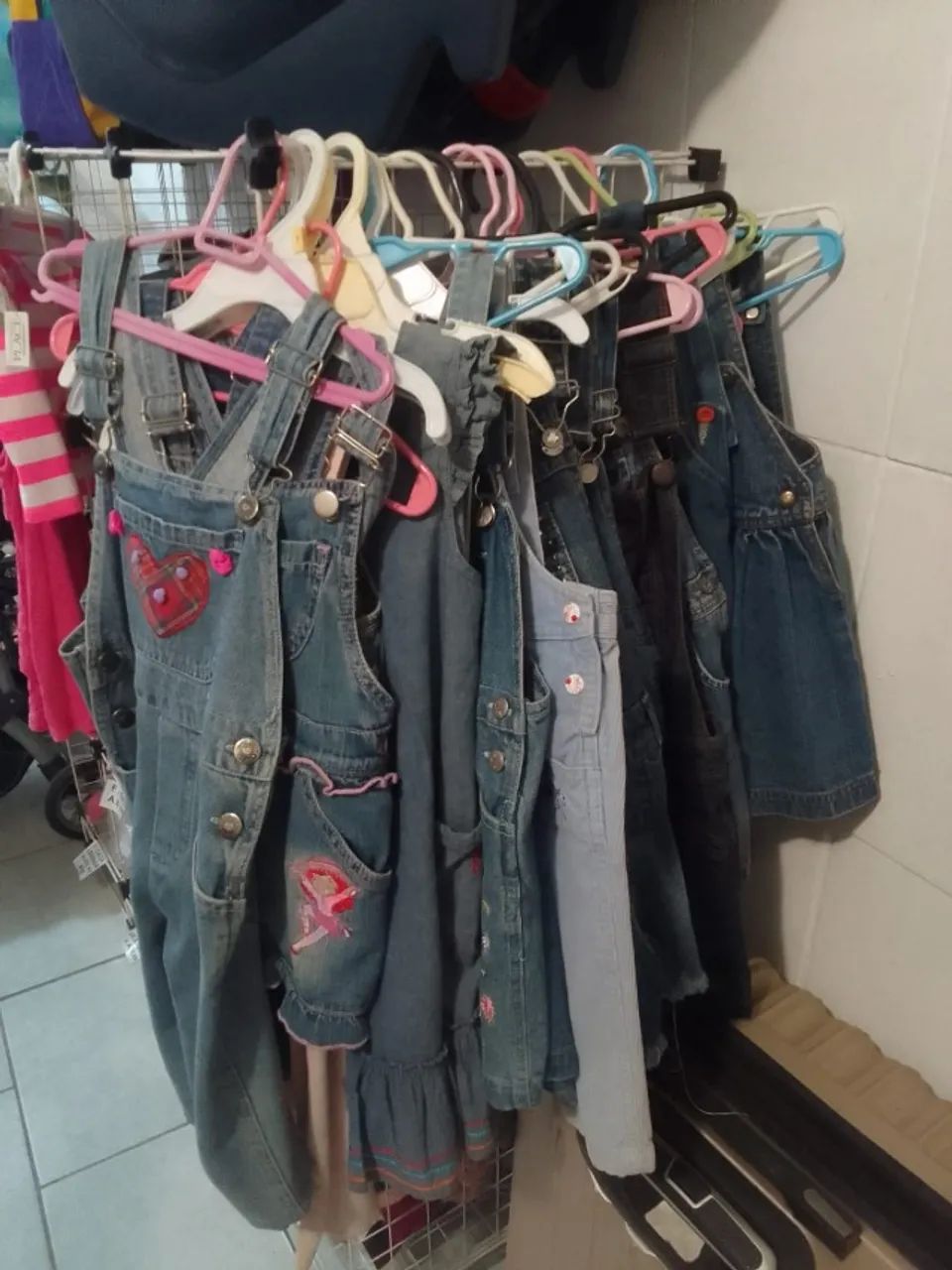 Brechó 2 mil pçs Infantil. Imperdível  - Foto 5
