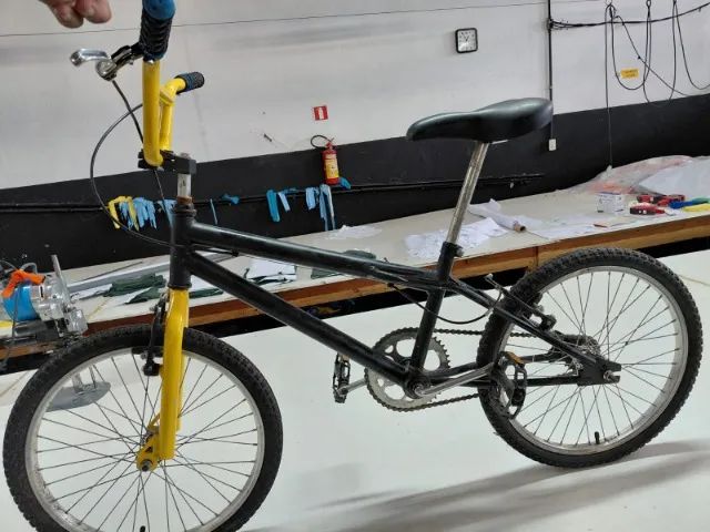 Bicicleta Modelo Infantil BMX De aro 20 - Foto 2