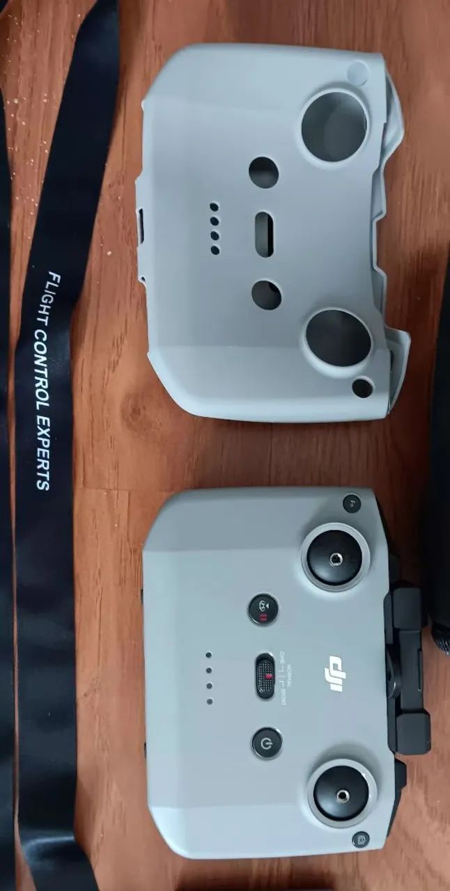 Rádio DJI Original RC231ou N1  acompanha capa de proteção de silicone e suporte . 