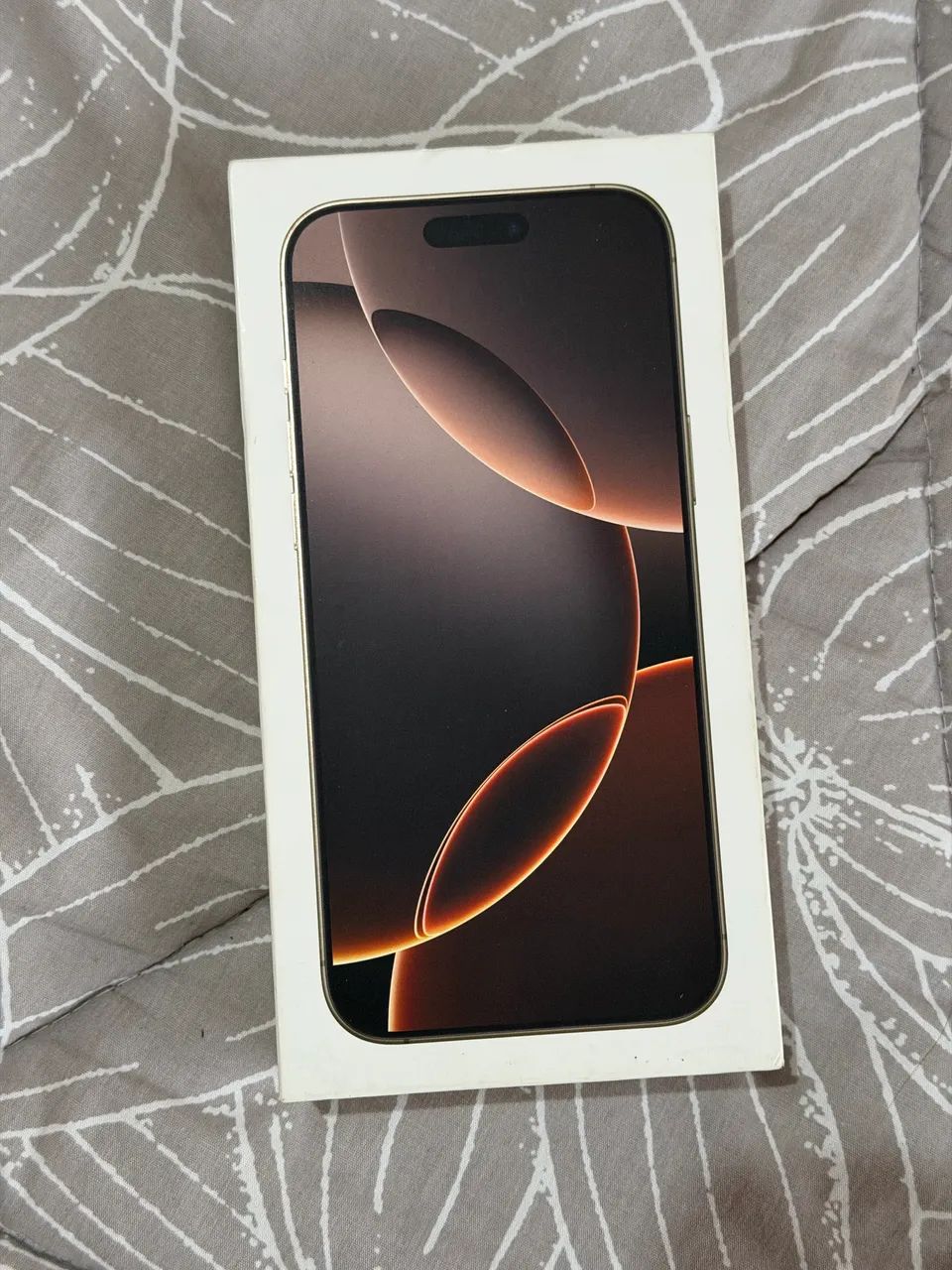 iPhone 16 Pro Max - Foto 4