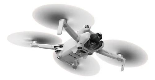 Mini drone DJI Mini 4 Pro Fly More Combo com câmera 4K cinza 3 baterias (Com Tela)