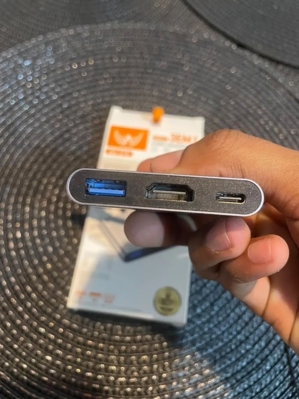 Adaptador USB-C 3 em 1, Hub HDMI 4K, USB 3.0, Carregamento Rápido, Compatível com MacBook  - Foto 3