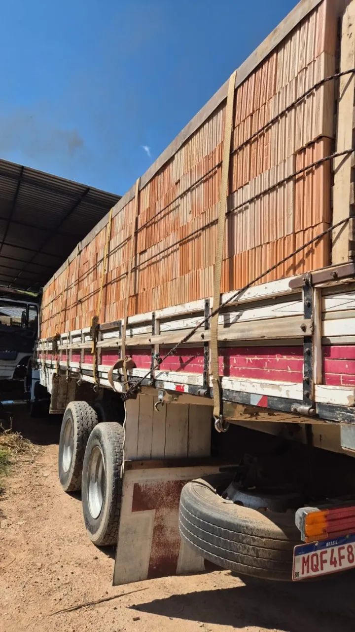 CAMINHÃO DE AREIA A PARTIR DE R$690.00 + FRETE DE ACORDO COM A OBRA.  - Foto 3