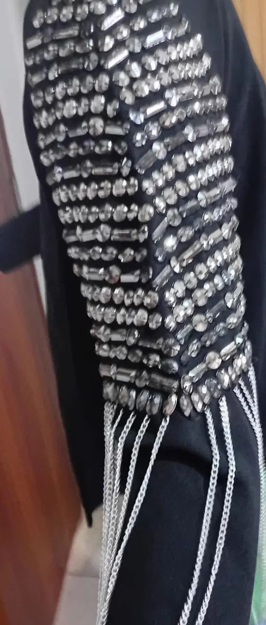 Vendo linda jaqueta bordada  - Foto 2