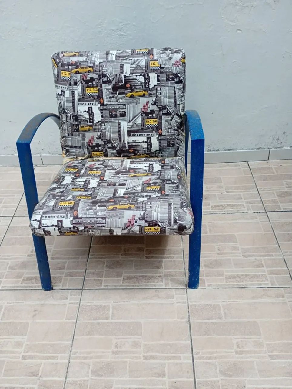 2 cadeiras estilo retrô para sala