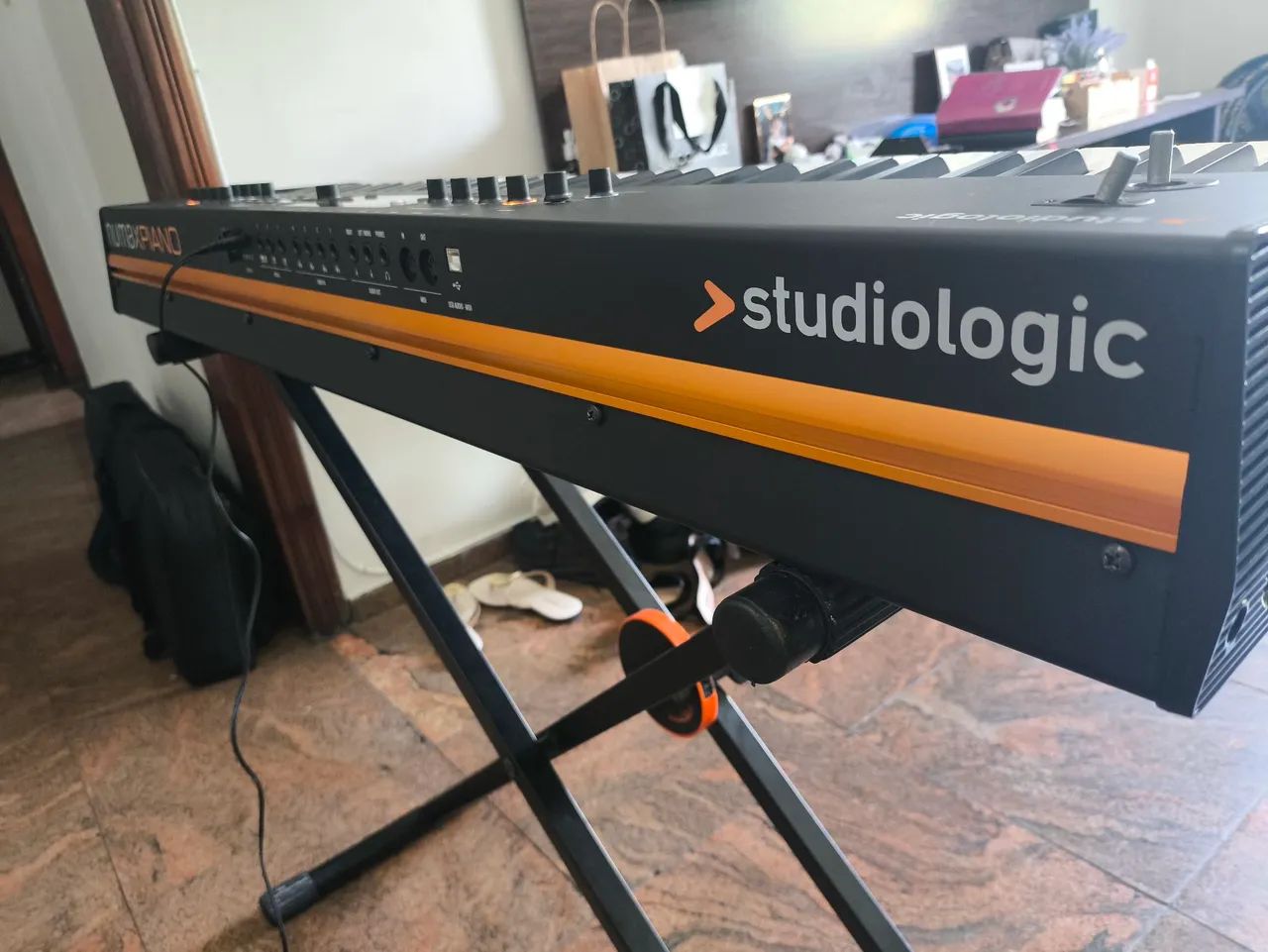 Vendo STUDIOLOGIC NUMA X PIANO 73