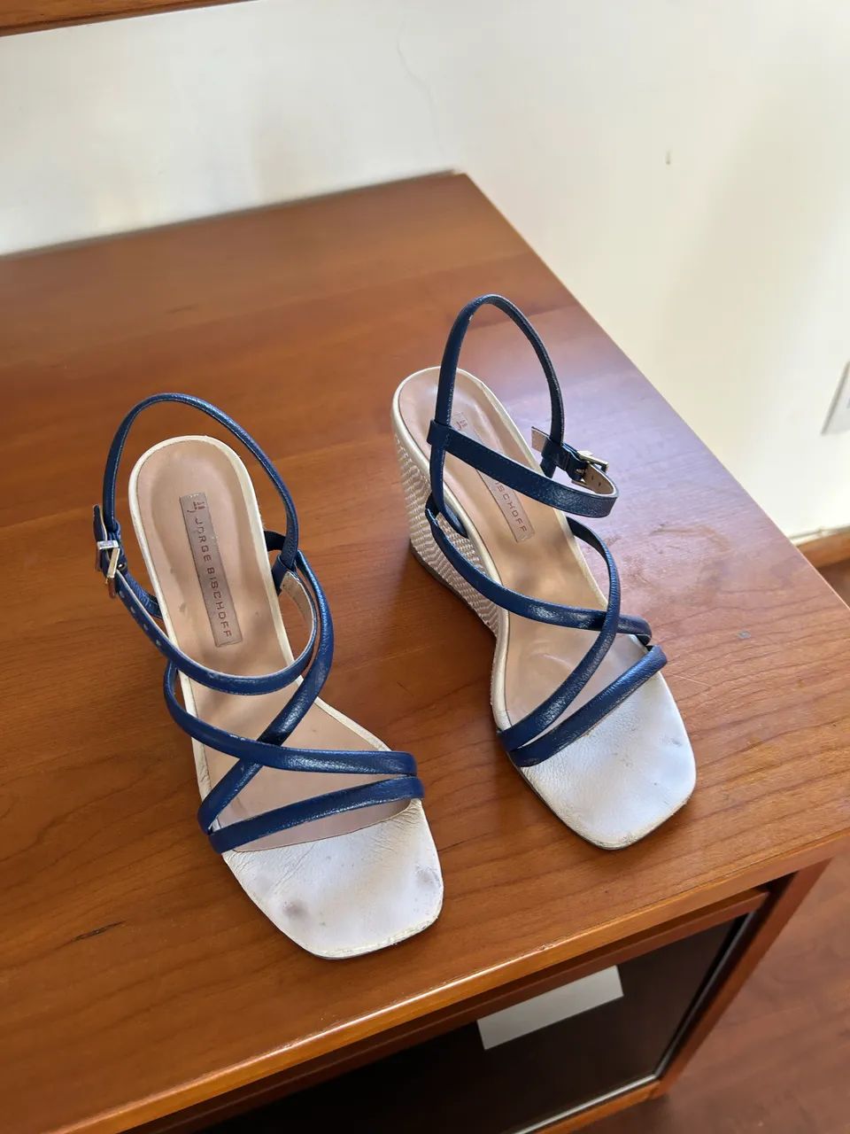 Vendo sandália Anabela da Jorge bischoff, número:34