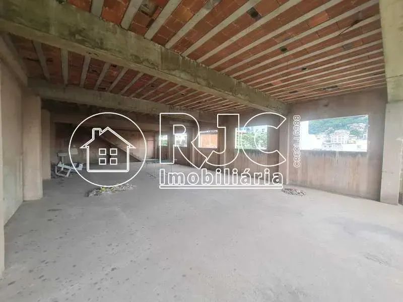 Imóvel para venda possui 701 metros quadrados com 3 quartos em Vila Isabel - Rio de Janeir - Foto 15