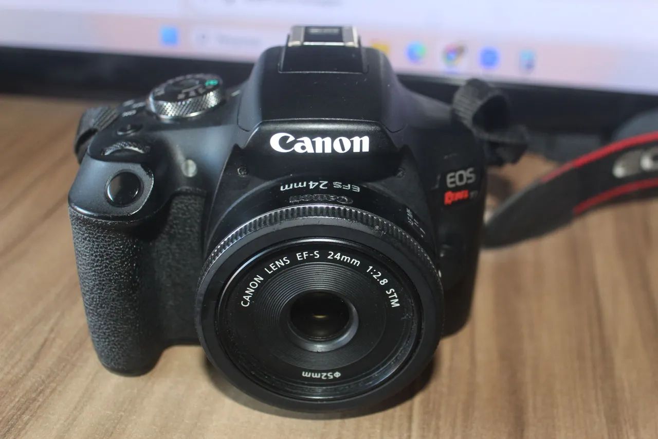Câmera Canon EOS T7+ com caixa  - Foto 5