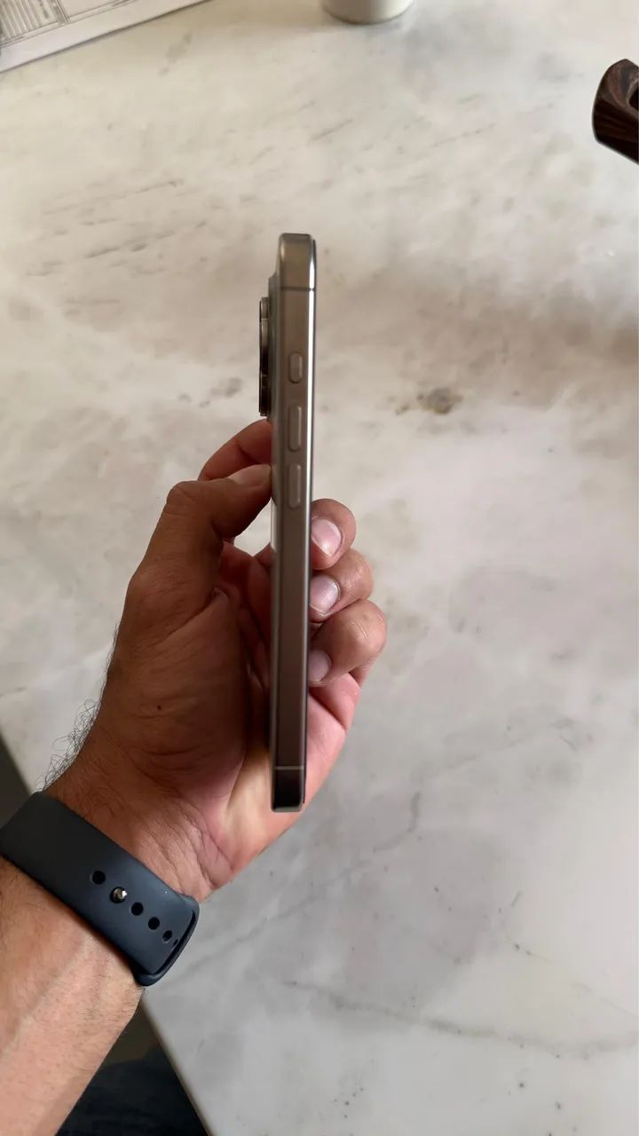 Iphone 16 Pro, 256gb, Titanio Natural - Foto 2